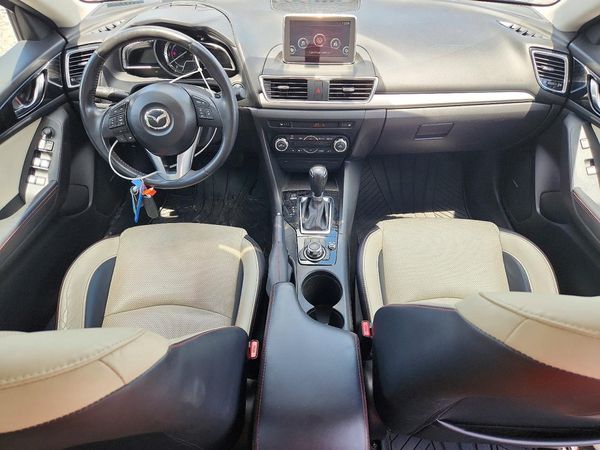 2015 MAZDA 3