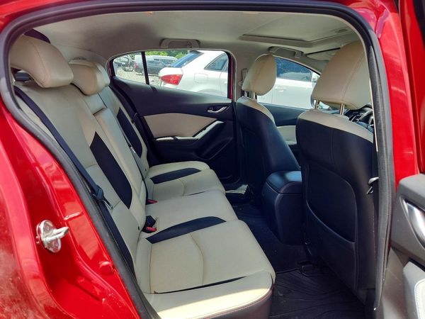 2015 MAZDA 3