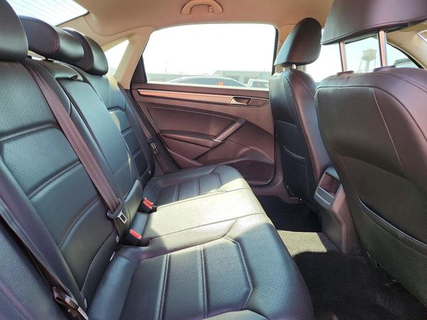 2018 VOLKSWAGEN PASSAT S, R-Line — PSRS