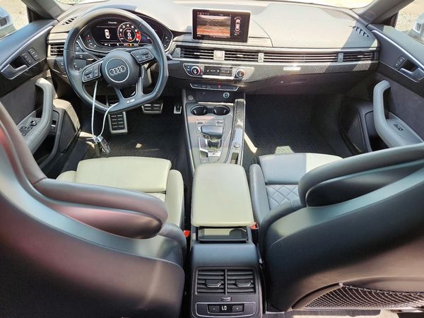 2018 AUDI S5