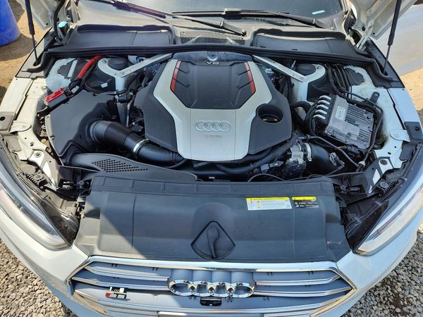 2018 AUDI S5
