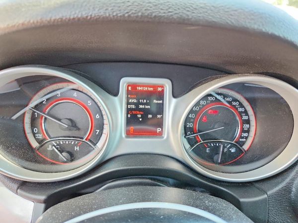2014 DODGE JOURNEY SXT