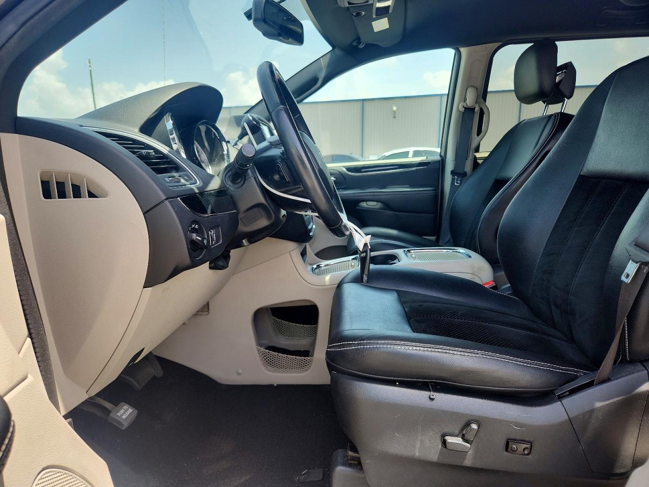 2017 DODGE GRAND CARAVAN SXT