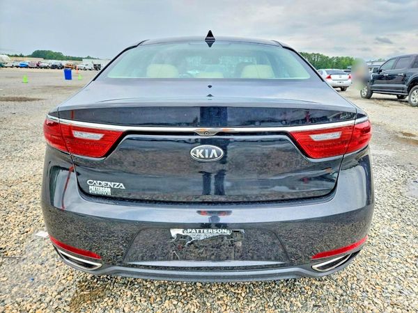 2017 KIA CADENZA Premium