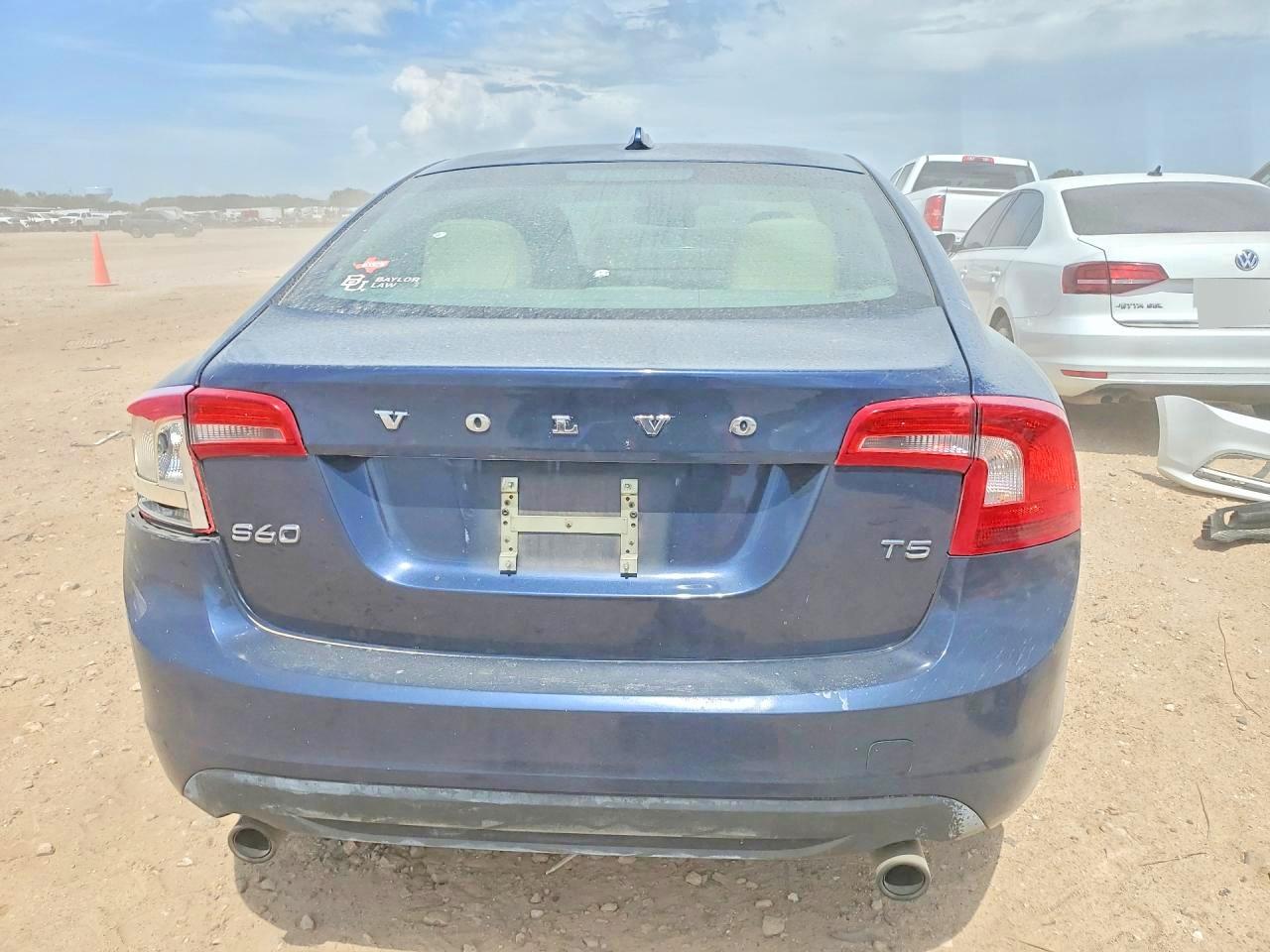 2013 VOLVO S60