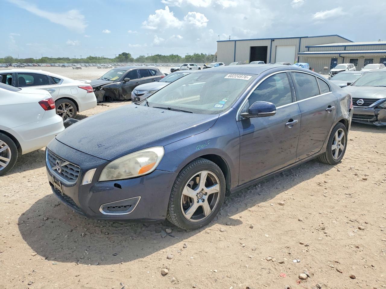 2013 VOLVO S60