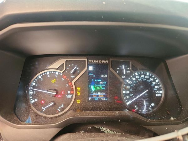 2025 TOYOTA TUNDRA SR5