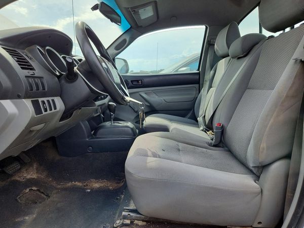 2012 TOYOTA TACOMA