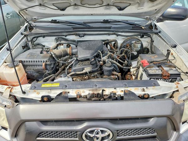2012 TOYOTA TACOMA