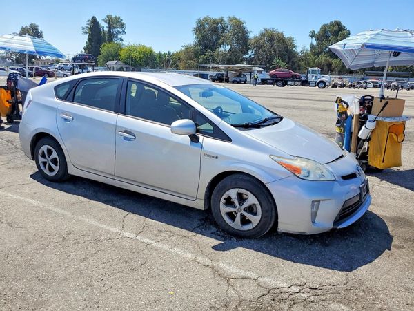2014 TOYOTA PRIUS