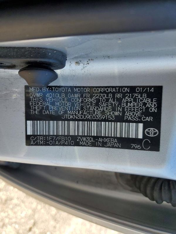 2014 TOYOTA PRIUS