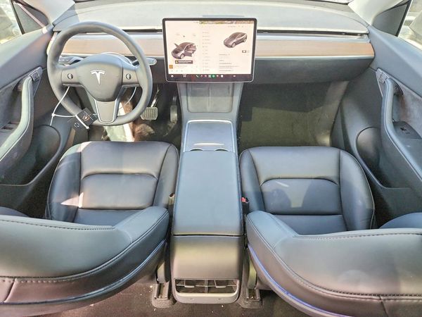 2022 TESLA MODEL Y