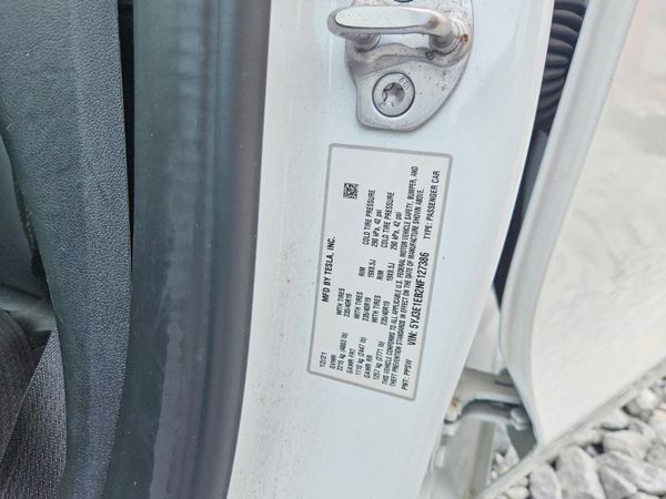 2022 TESLA MODEL 3