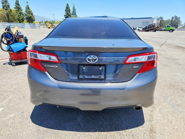 2012 TOYOTA CAMRY