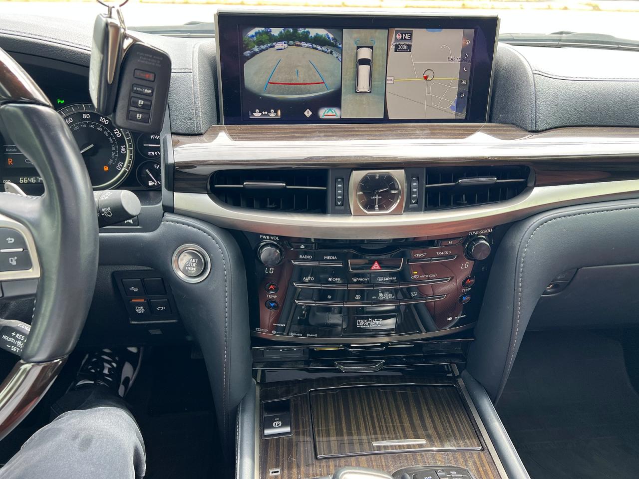 2021 LEXUS LX 570 Luxury