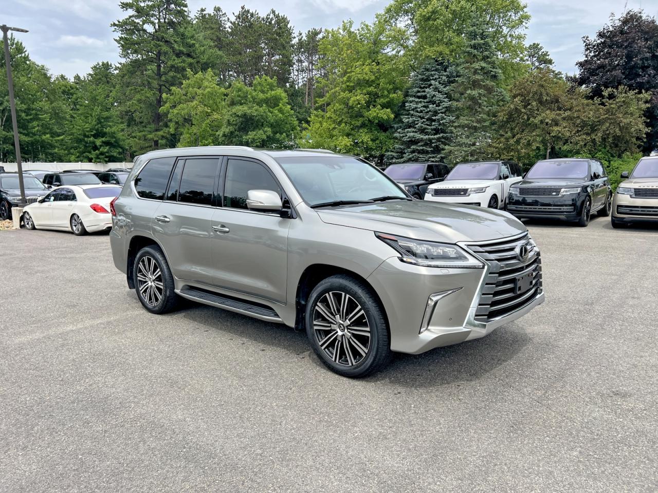 2021 LEXUS LX 570 Luxury
