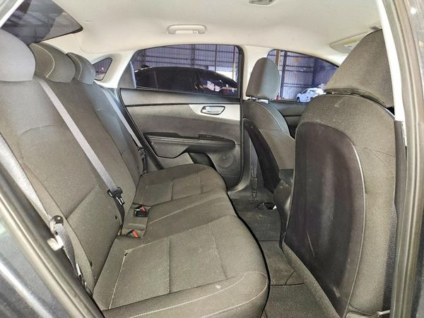 2021 KIA FORTE FE, LXS