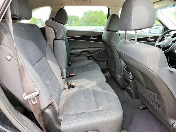 2019 KIA SORENTO L, LX, S