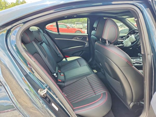 2024 GENESIS G70