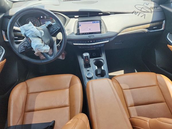 2019 CADILLAC XT4 Premium Luxury