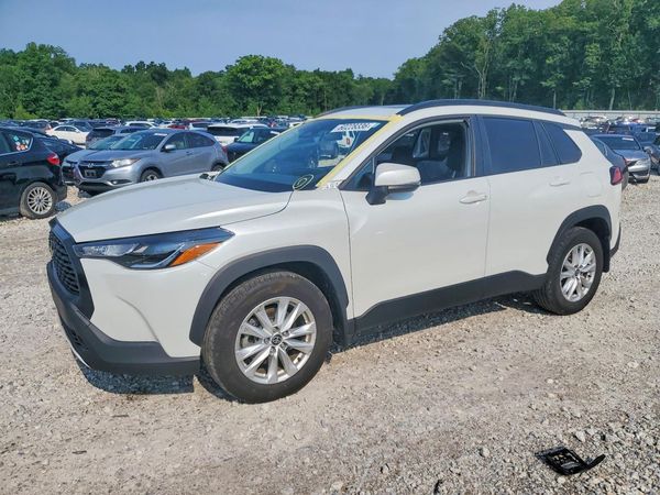 2024 TOYOTA COROLLA CROSS