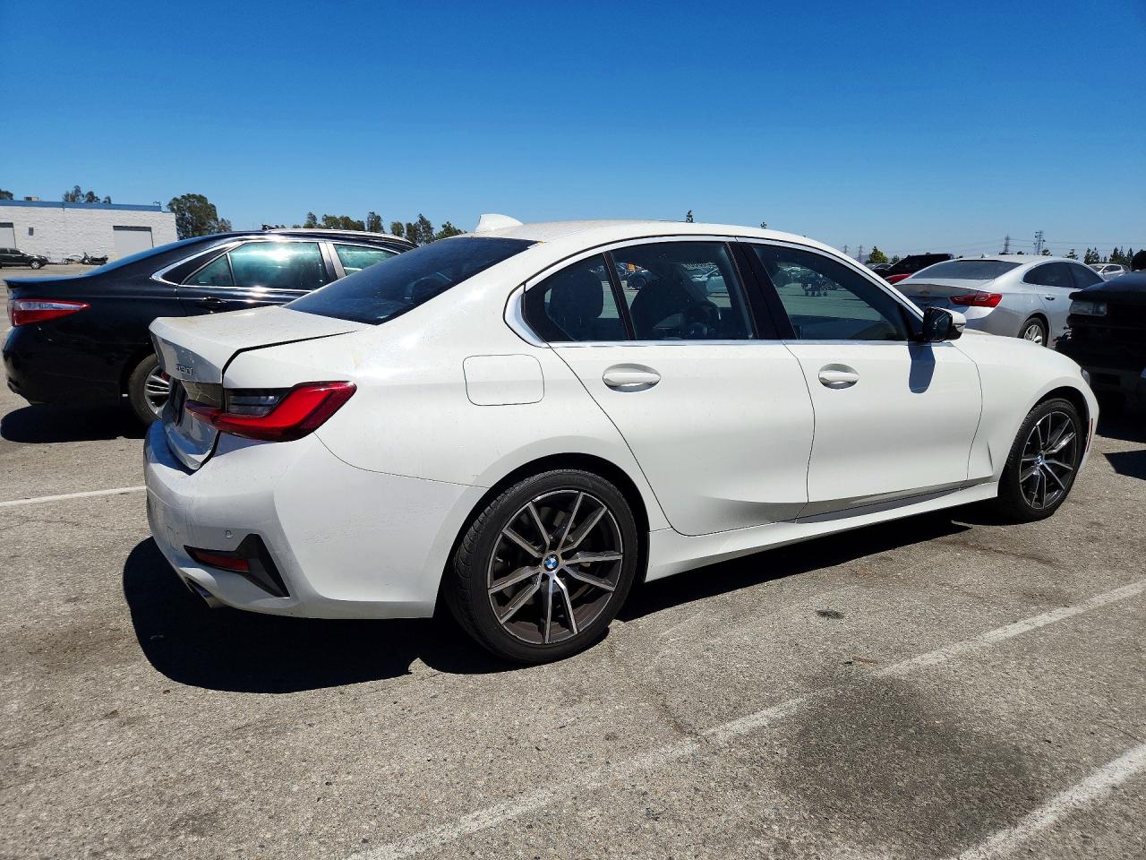 2019 BMW 330I