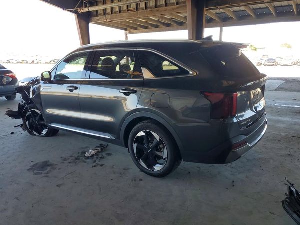 2025 KIA SORENTO