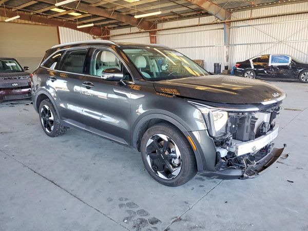 2025 KIA SORENTO
