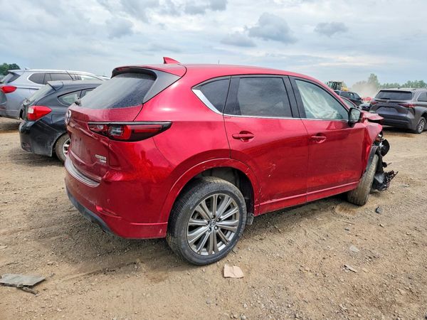 2023 MAZDA CX-5 Signature