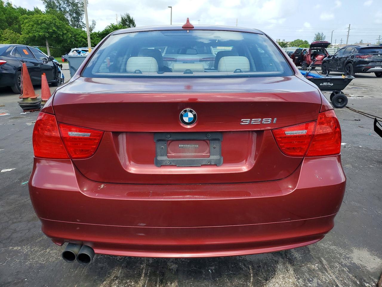 2011 BMW 328 SA