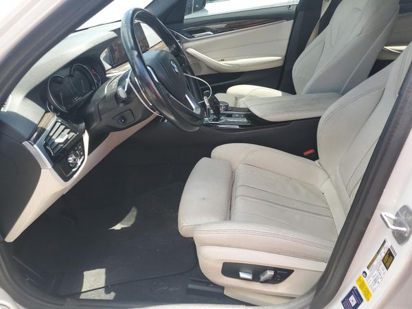 2019 BMW 530