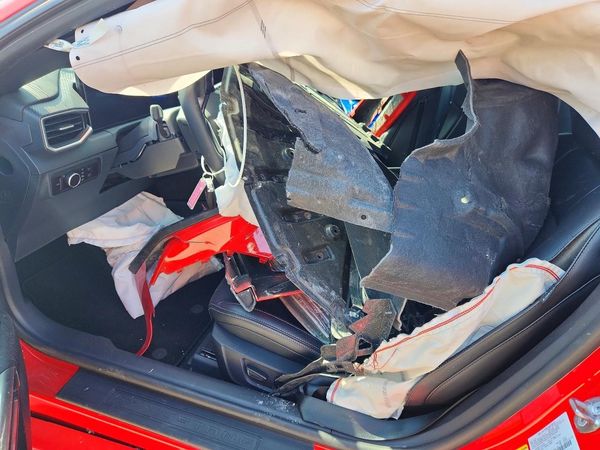 2026 FORD MUSTANG I4 — DENT