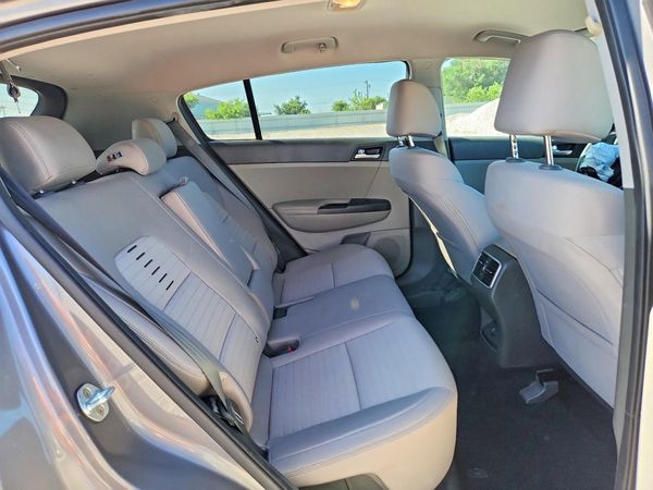 2017 KIA SPORTAGE LX