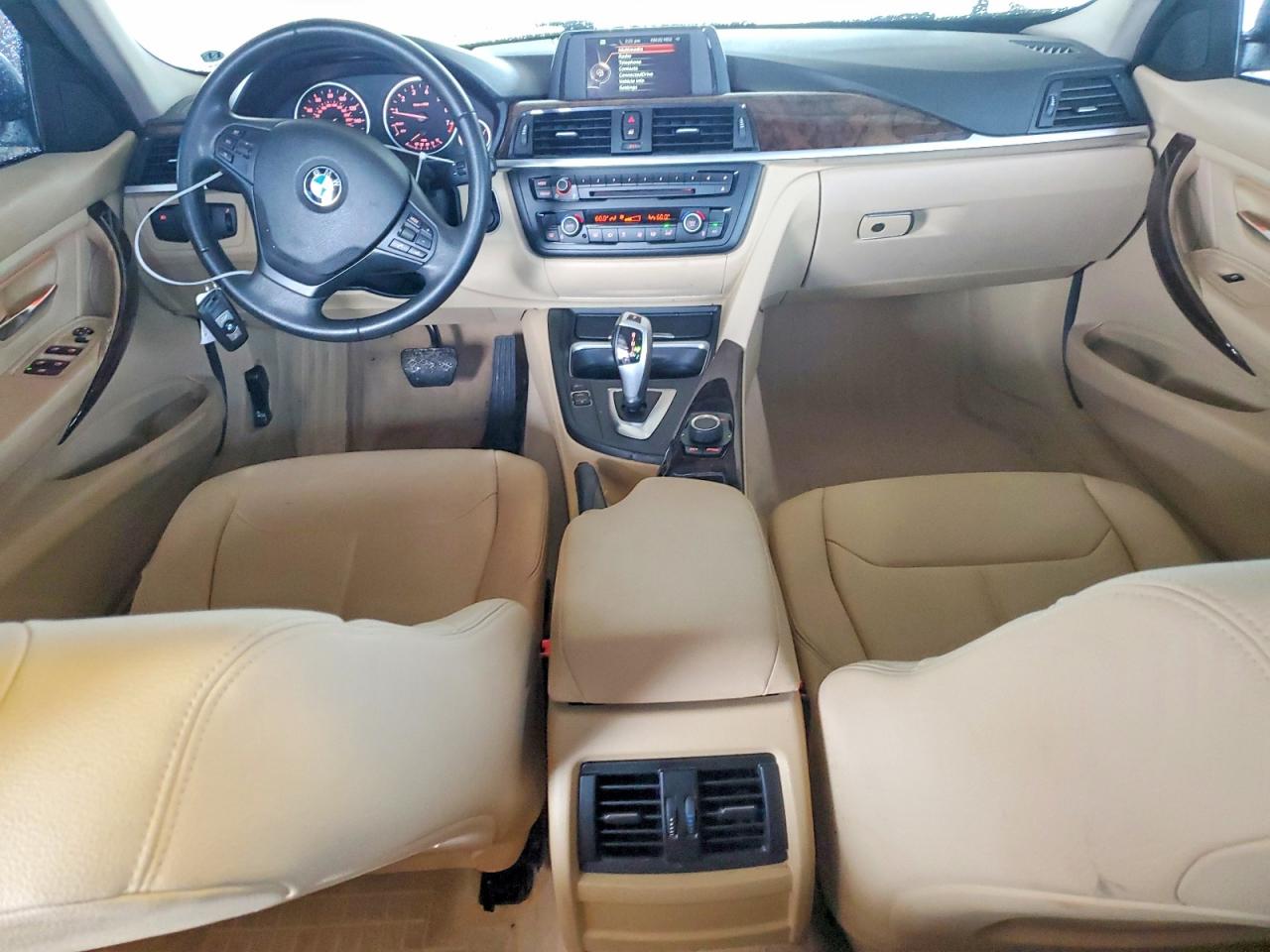 2015 BMW 320 320i