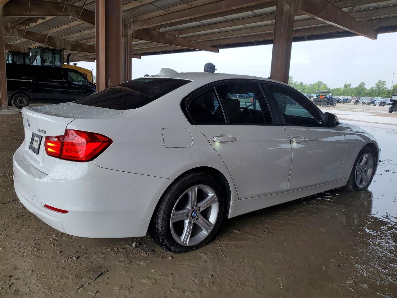 2015 BMW 320 320i