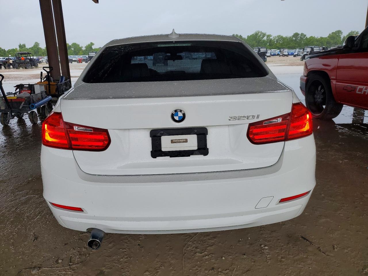 2015 BMW 320 320i