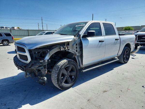 2014 RAM 1500 ST