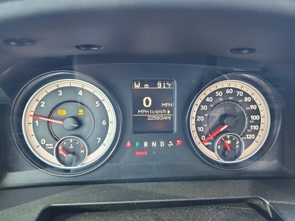 2014 RAM 1500 ST