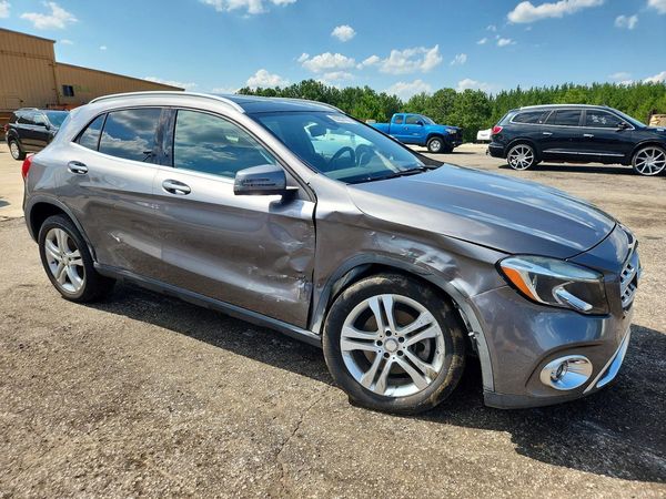 2018 MERCEDES-BENZ GLA GLA250-4M