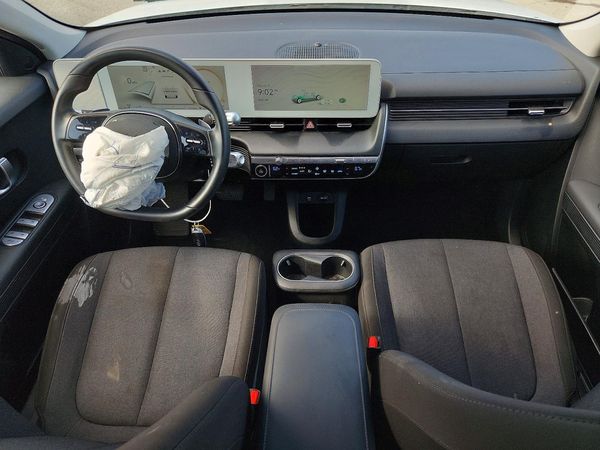 2022 HYUNDAI IONIQ 5 SE