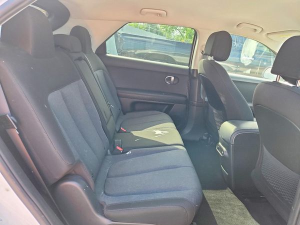 2022 HYUNDAI IONIQ 5 SE