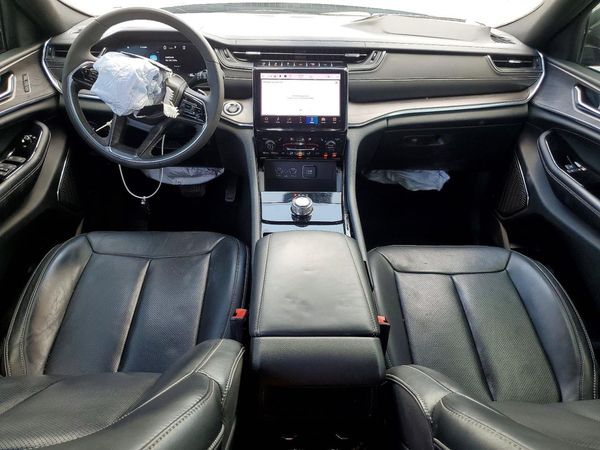 2023 JEEP GRAND CHEROKEE OVERLAND 4X2