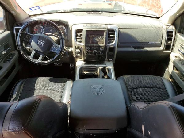 2018 RAM 1500 SLT CREW CAB 4X2