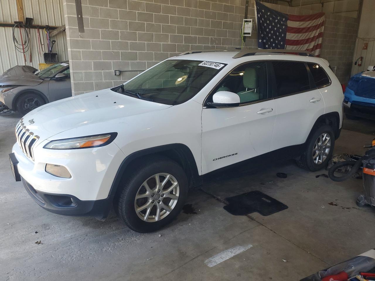 2016 JEEP CHEROKEE Latitude/Longitude/North