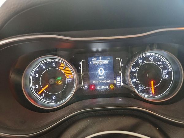 2019 JEEP CHEROKEE LATITUDE PLUS 4X4
