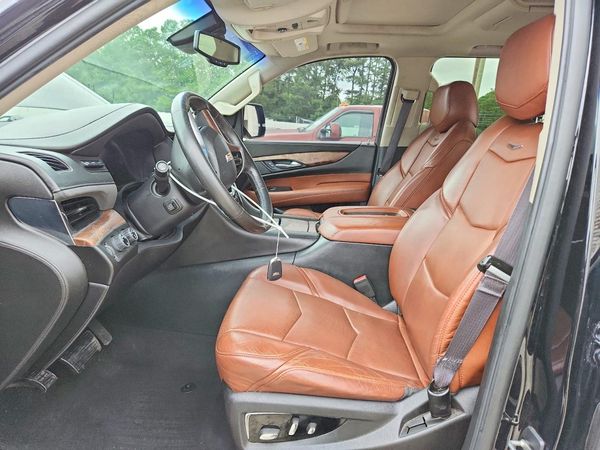 2015 CADILLAC ESCALADE Luxury