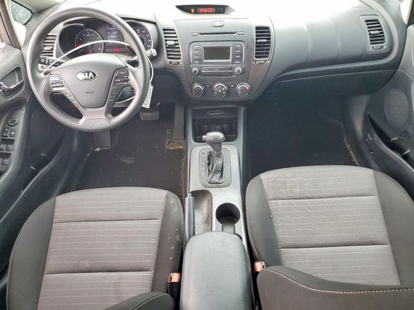 2016 KIA FORTE GL (Middle-Low Grade)