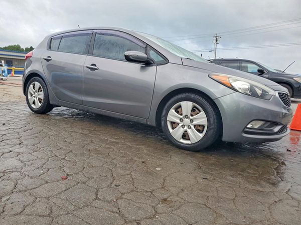 2016 KIA FORTE GL (Middle-Low Grade)