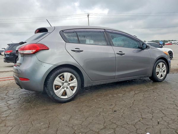2016 KIA FORTE GL (Middle-Low Grade)