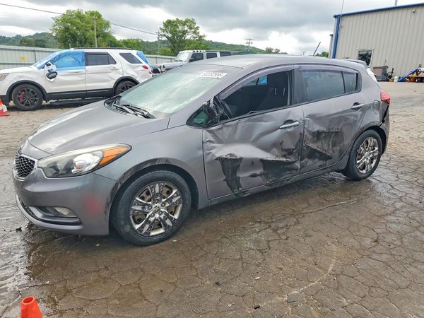 2016 KIA FORTE GL (Middle-Low Grade)